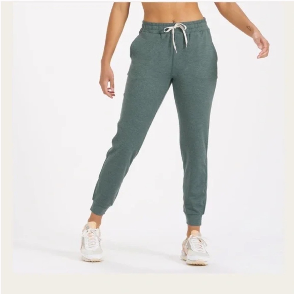 Vuori Performance Jogger